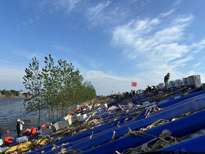 岳阳华容县团洲垸抗洪抢险,湖南三昌泵业在行动 岳阳华容县团洲垸抗洪抢险,湖南三昌泵业在行动